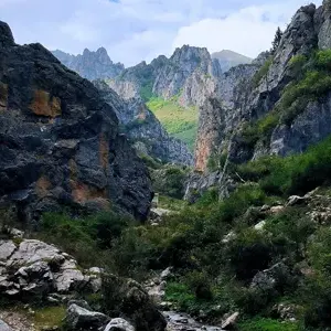 纳摩大峡谷