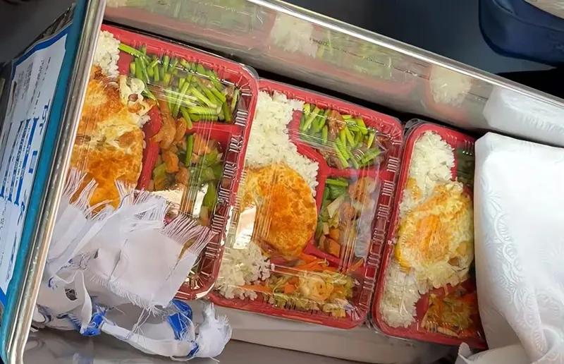 盒饭
