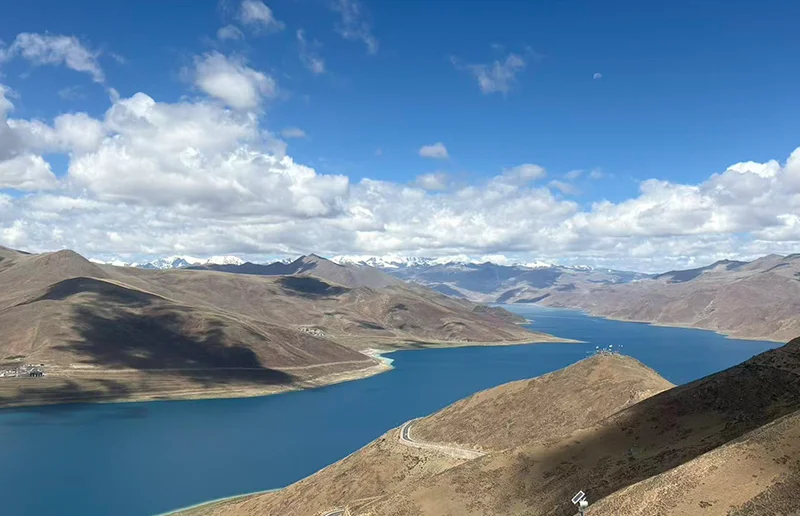 陆路途径羊湖
