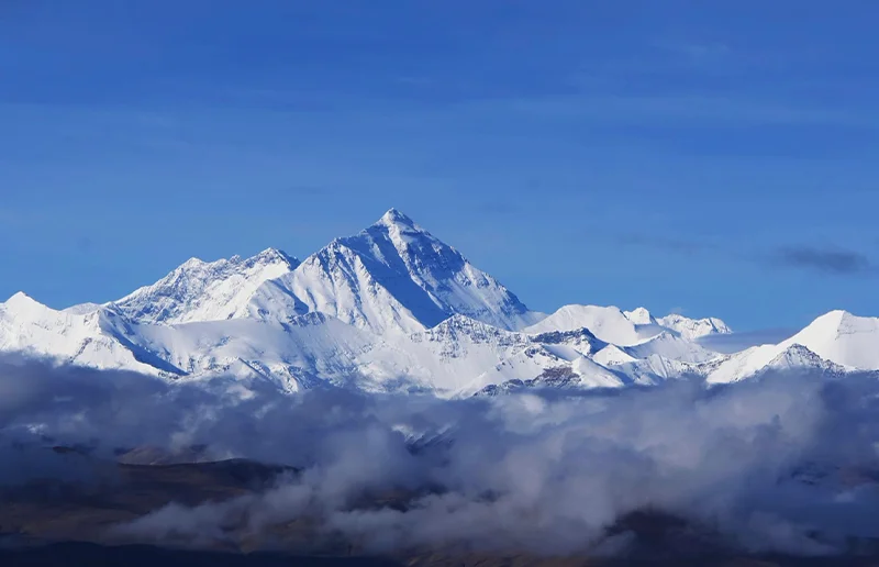 珠峰朝圣必读：加乌拉山口俯瞰108道拐，一览5座8000米级巨峰震撼全景