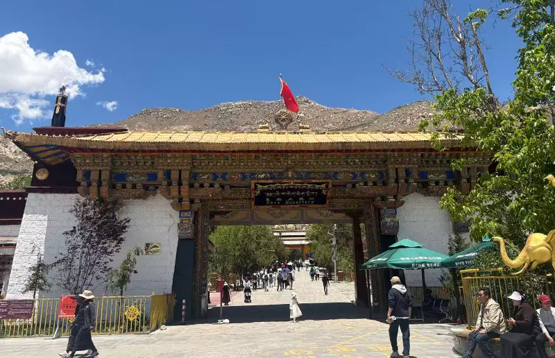 色拉寺旅游攻略：辩经时间、参观路线与注意事项