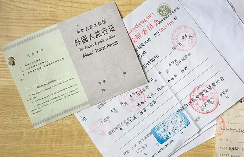 西藏旅游证件最新要求：多条热门线路取消外国人旅行证！
