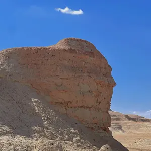 乌尔禾的风蚀地貌
